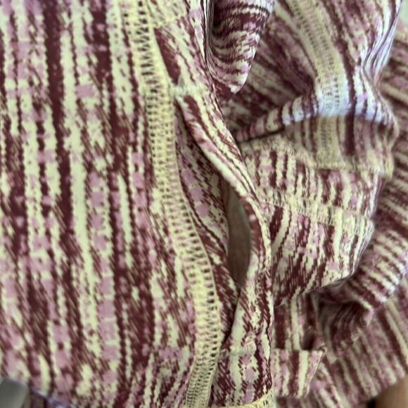 NWT CRZ YOGA Isabella HR Crop Leggings Stripe Multi, Size 4/6 Small NWT - Picture 6 of 8